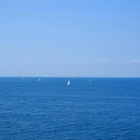 בית נופש House No.1 *