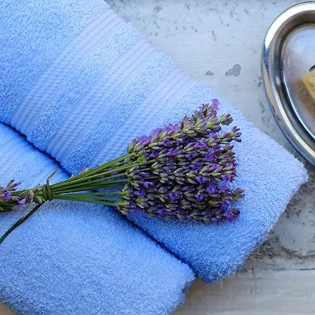 House No.1 פיראן